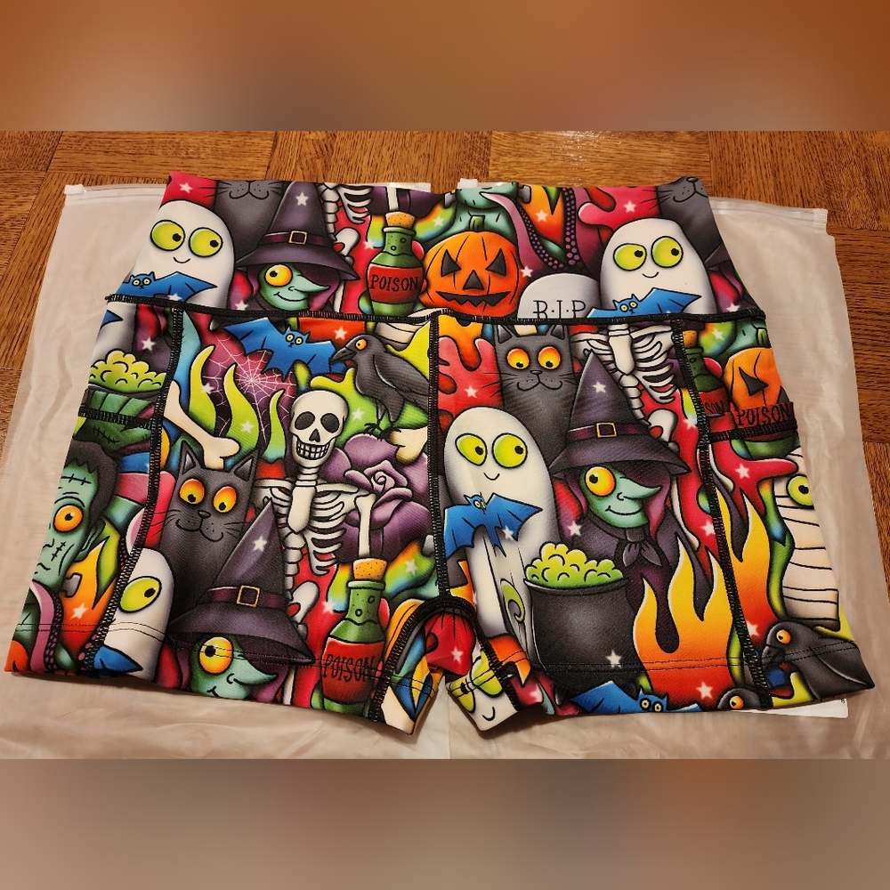 CVG Monster Mash Halloween Work Out Shorts Size M